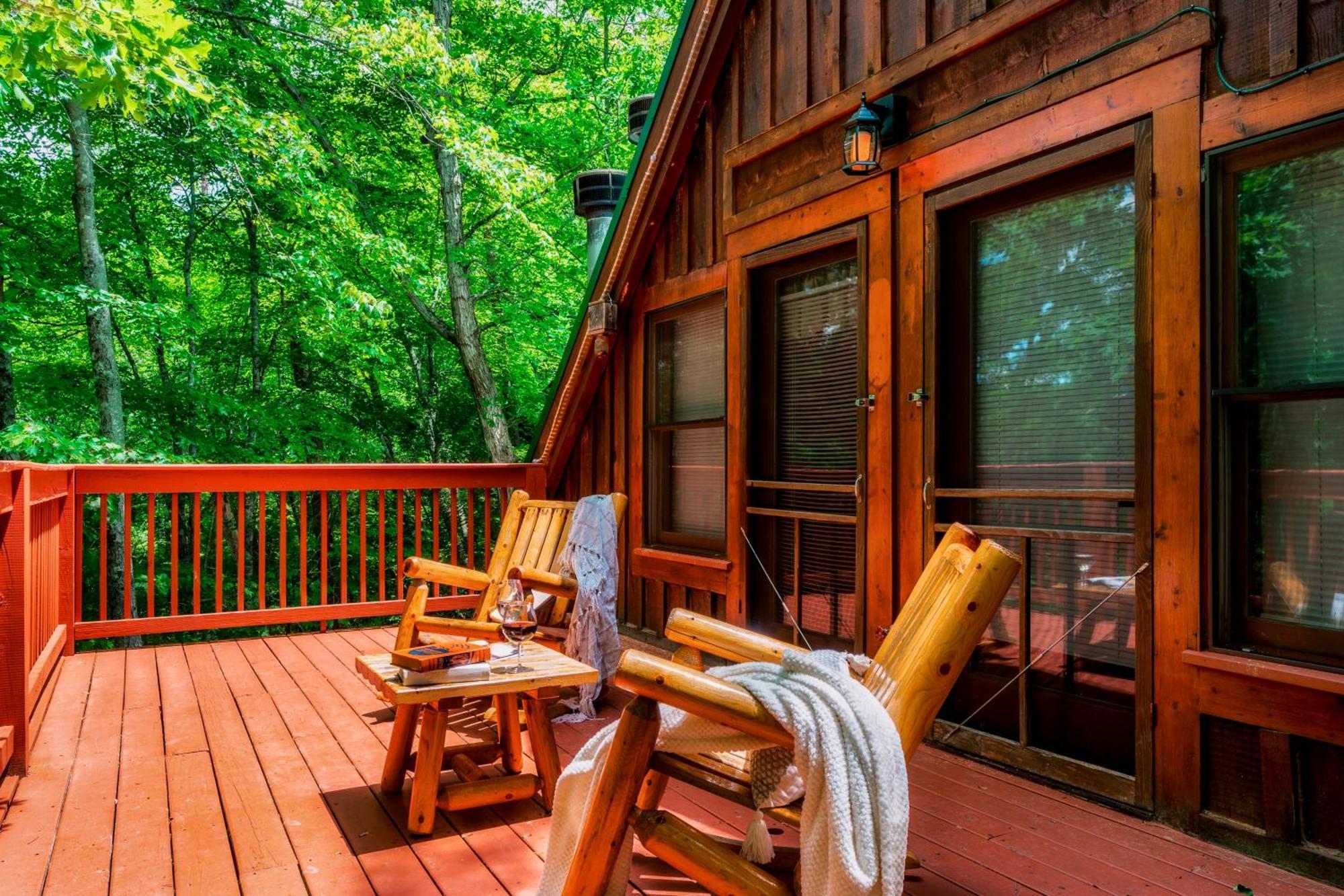 Cabin In A Gated Resort With Seasonal Resort Pool Pigeon Forge Exterior photo