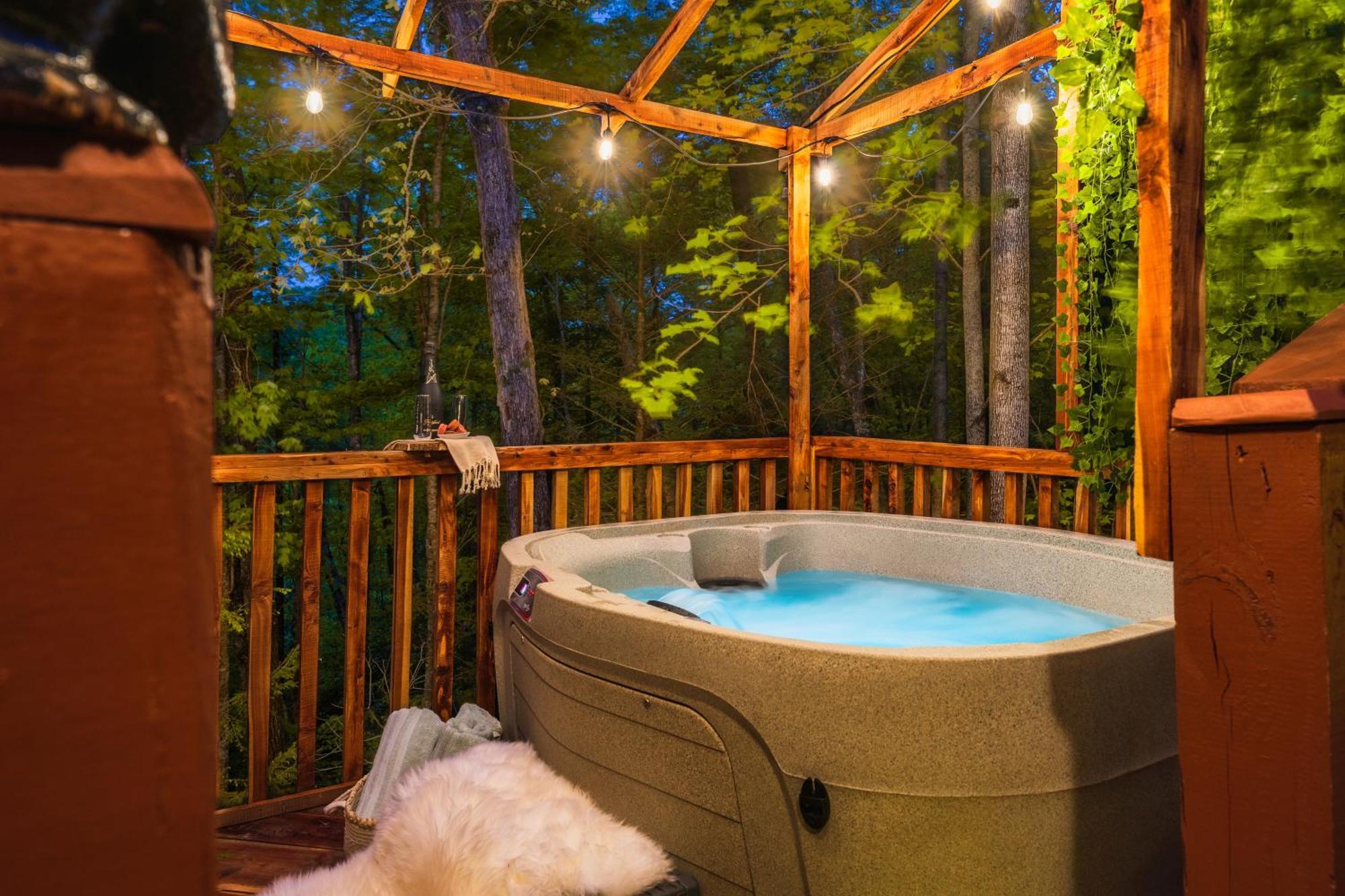 Cabin In A Gated Resort With Seasonal Resort Pool Pigeon Forge Exterior photo